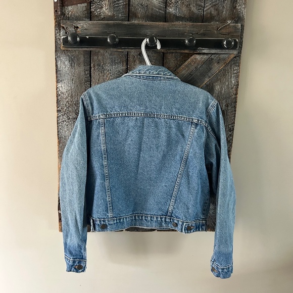 Women's Vintage Leigh Morgan Cropped Stone Wash Jean Jacket - Picture 2 of 4